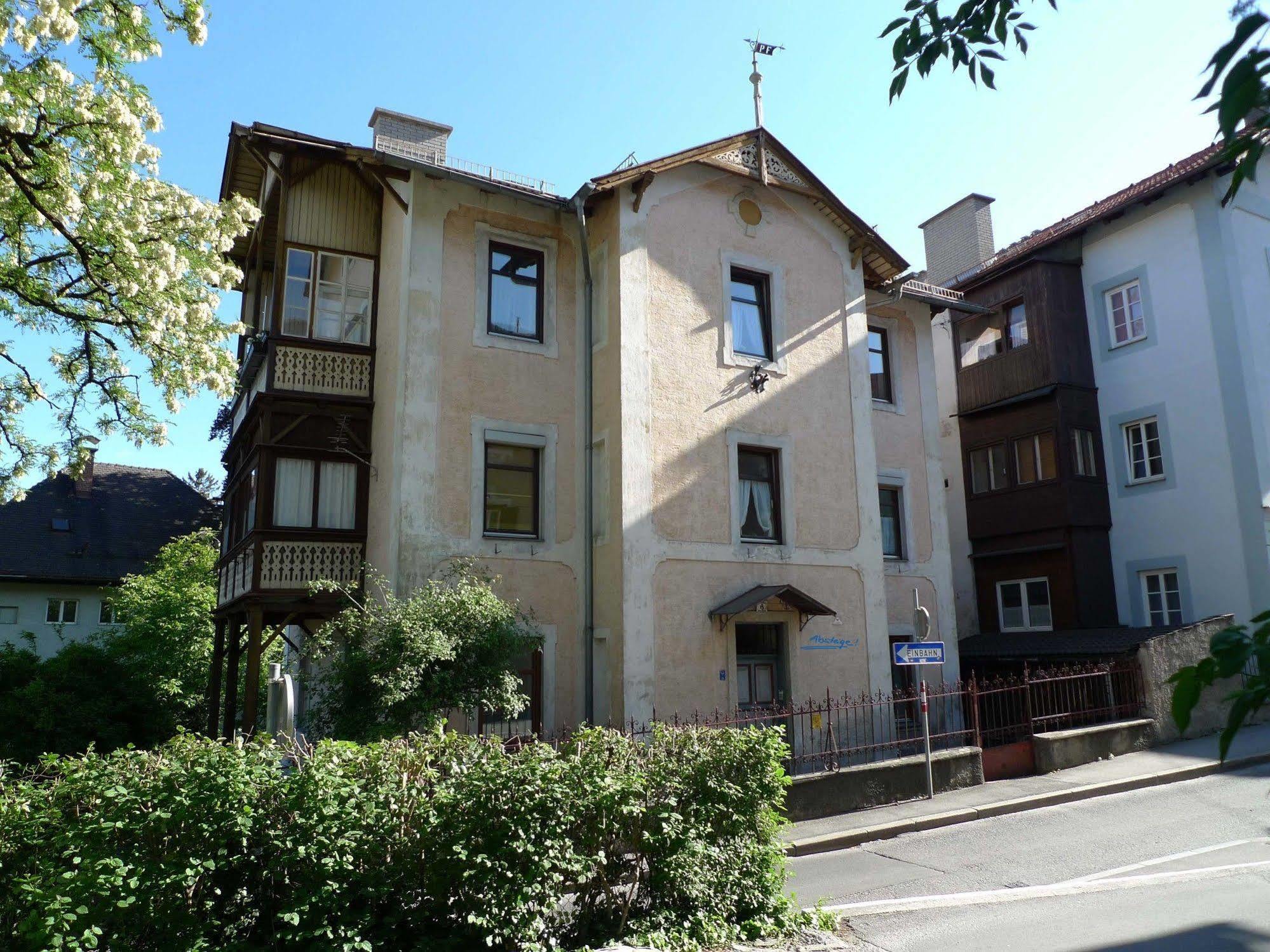 Absteige Innsbruck- Zentrale Ferienapartments Exteriör bild