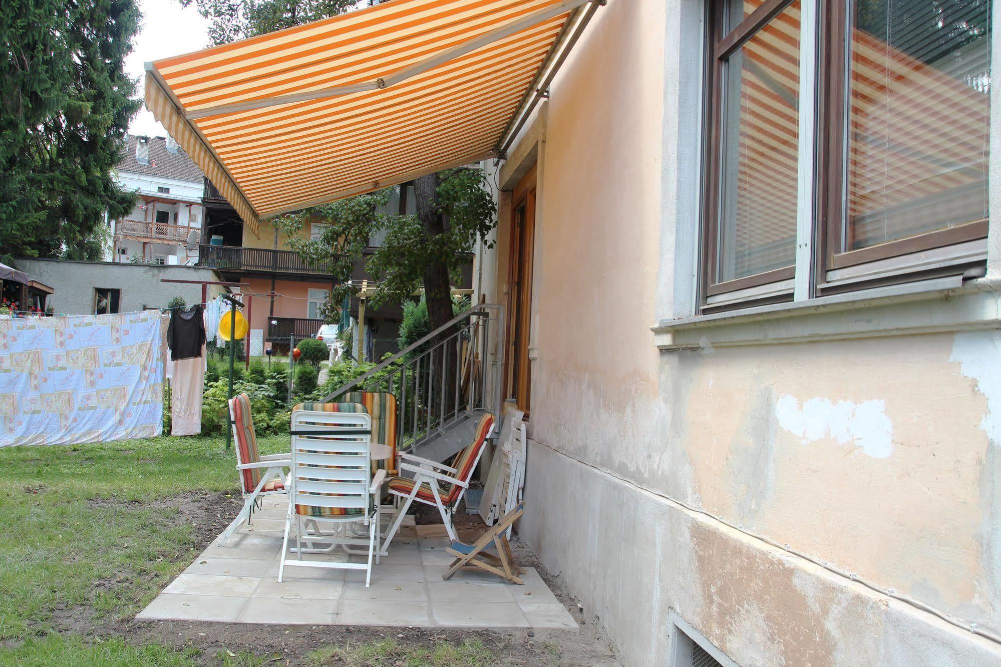 Absteige Innsbruck- Zentrale Ferienapartments Exteriör bild